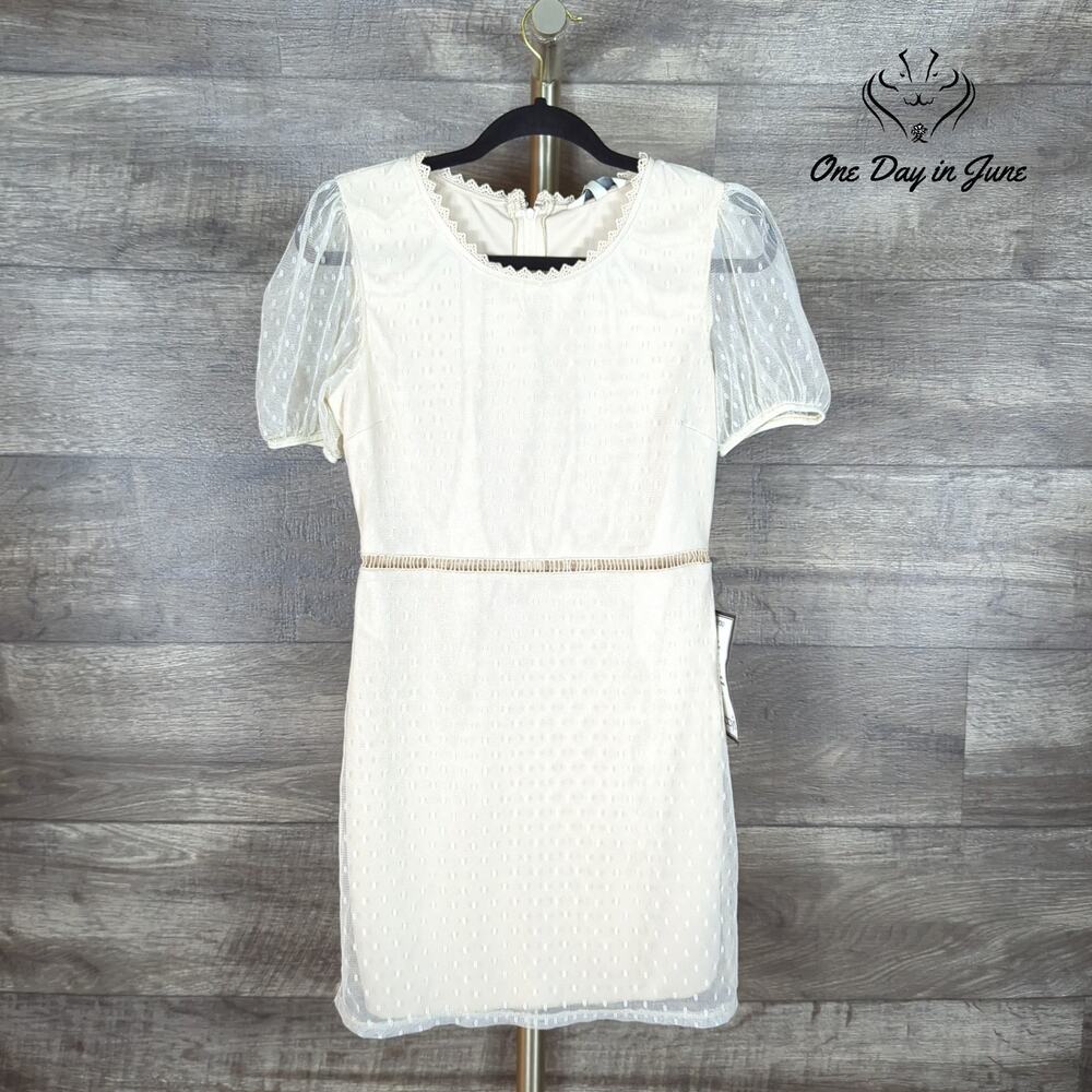 Speechless Swiss Dot Mesh Mini Dress Natural Puff Sleeve Lace Trim NWT Size S